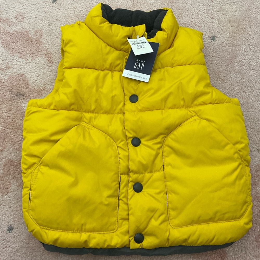 NWT baby gap vest